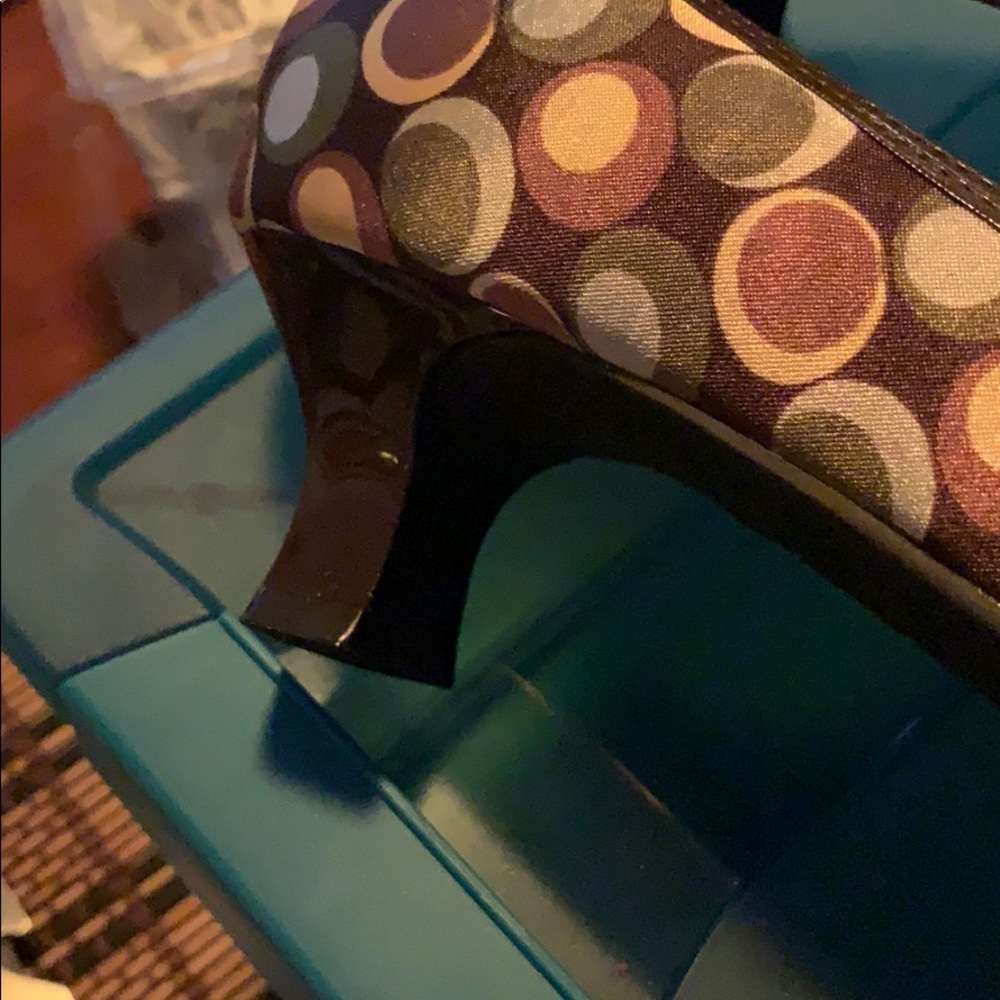 Shoes - Picture 3 of 5